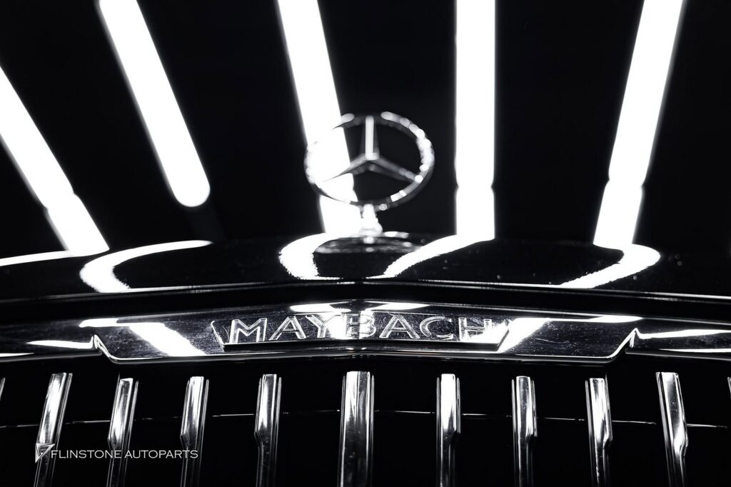 Mercedes-Benz X167 GLS-Class MAYBACH Style Front Grille + MAYBACH Auto Side Running Board