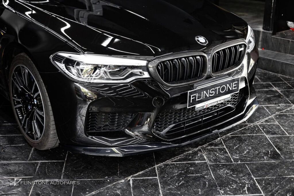 ลิ้นหน้าสีดำเงาสำหรับ BMW F90 M5