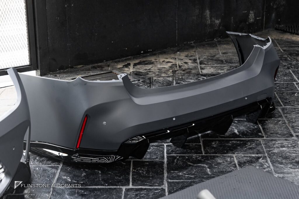 BMW F30 Series 3 เตรียมเปลี่ยนโฉมเป็น G8 M3 Look สอบถามทางร้านเข