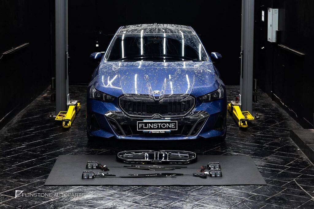 BMW i5 G60 LED M Performance Front Grille + Softclose Function