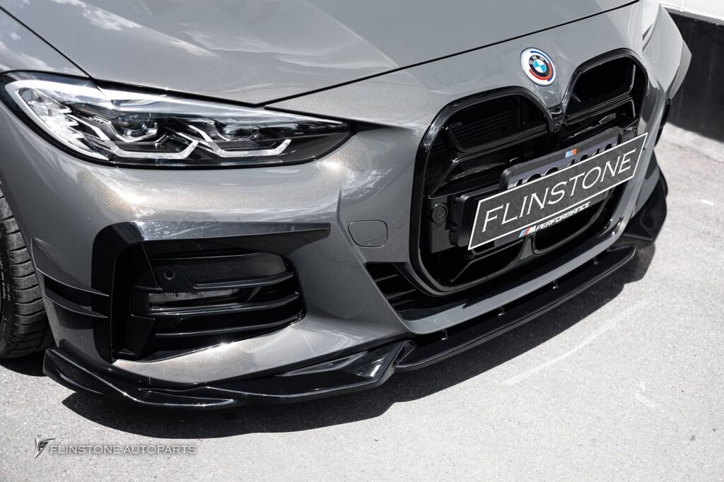 BMW G22 – G26 – G82 M4 3D Black Front Grile + 3D Black Side Skirt