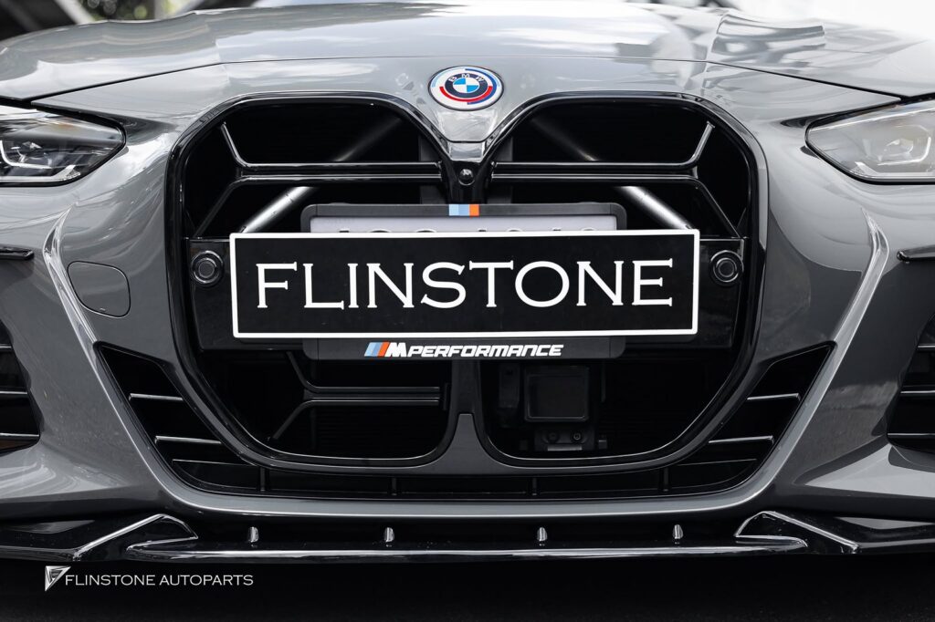 BMW G22 – G26 – G82 M4 3D Black Front Grile + 3D Black Side Skirt