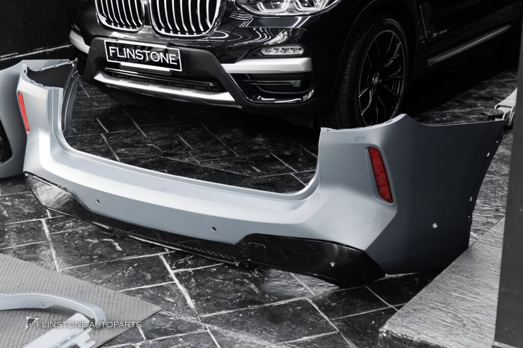 getting ready to changeBMW X3 G01 turned into F97 X3M LCI as a complete set(2025-10-17)
