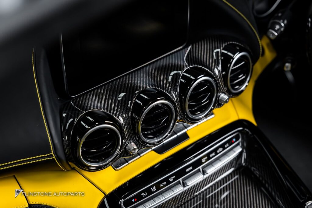 SLS – AMG GT Mercedes AMG GTC 50 Edition 特别版全新内饰采用