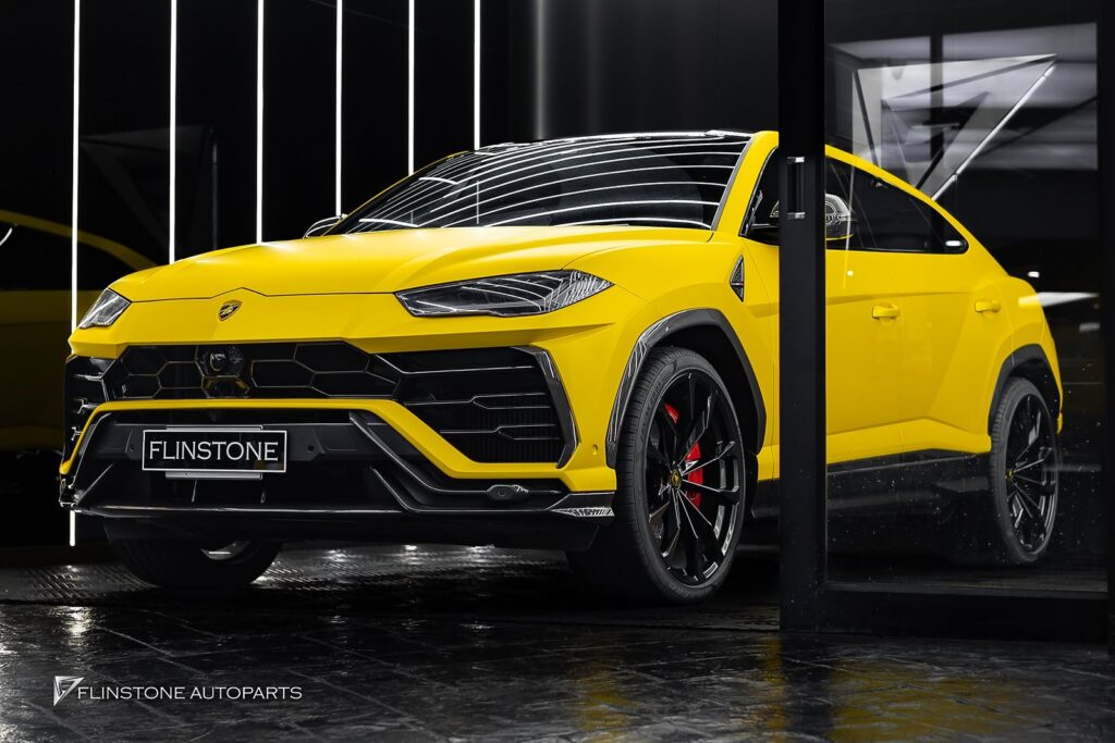 LAMBORGHINI URUS FULL WRAP ของจริงยันประตูและโครงรถ