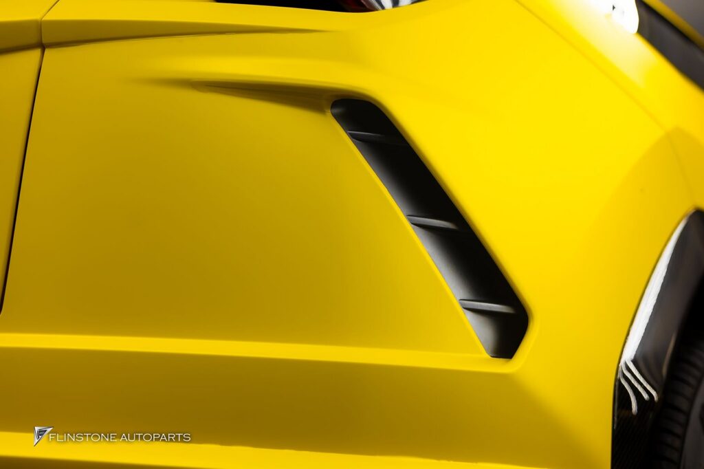 LAMBORGHINI URUS FULL WRAP ของจริงยันประตูและโครงรถ