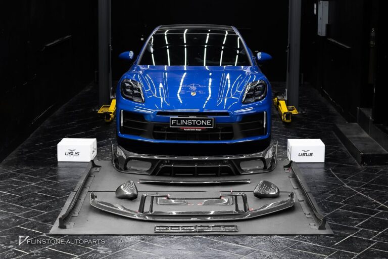 first genuine body kit for PORSCHE 976 Panamera chose carbon parts from
