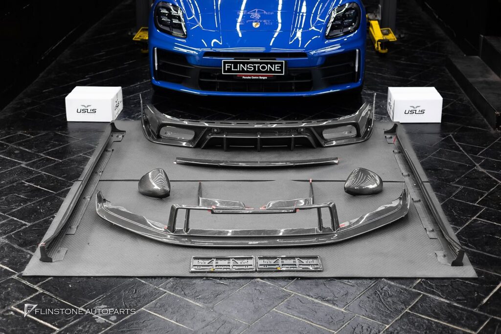 first genuine body kit for PORSCHE 976 Panamera chose carbon parts from