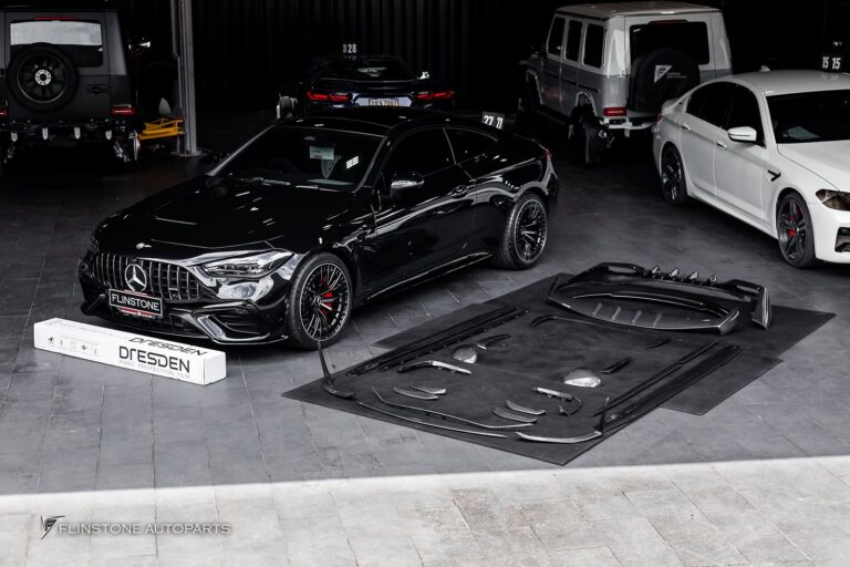 Mercedes-Benz C236 CLE-Class Coupe CLE53 AMG เตรียมติดตั้งชุดแต่งรอบคัน พาร์ทคาร์บอนอะไหล่แท้
