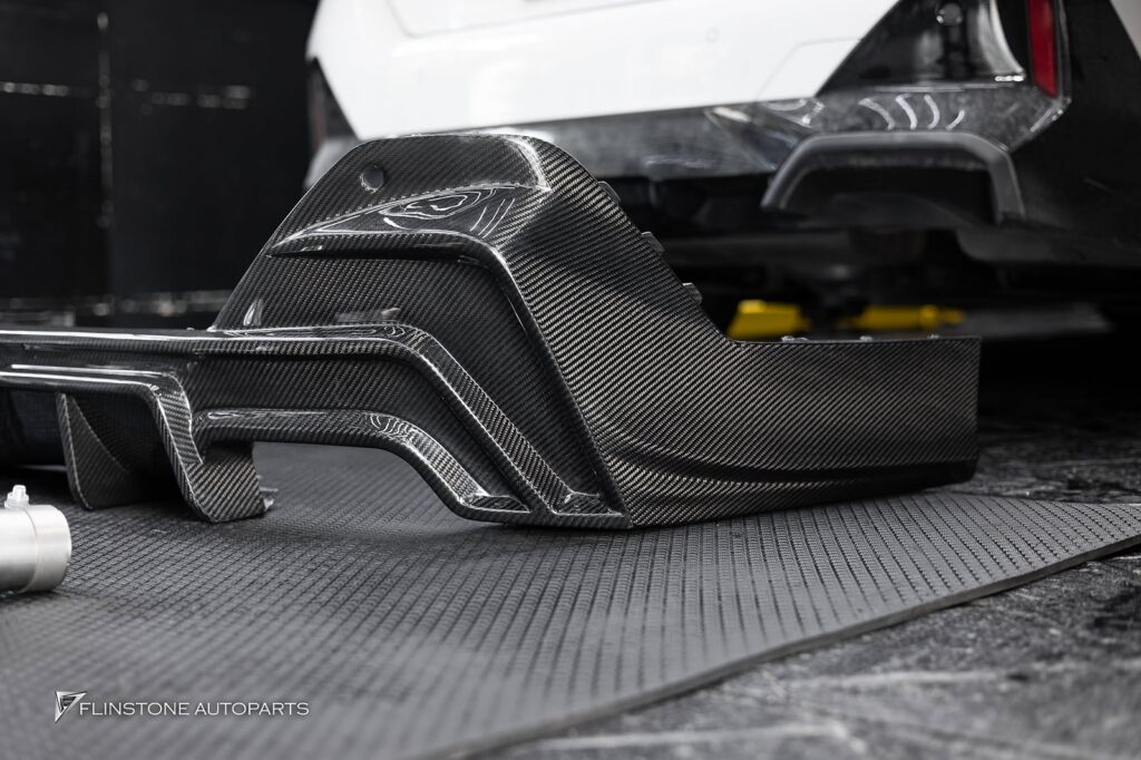 BMW i5 G60 TAKD Carbon Fiber Rear Diffuser + AK Carbon Tailpipe