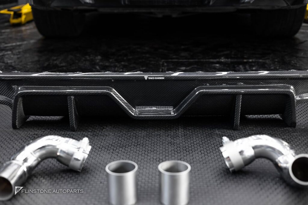 BMW i5 G60 TAKD Carbon Fiber Rear Diffuser + AK Carbon Tailpipe