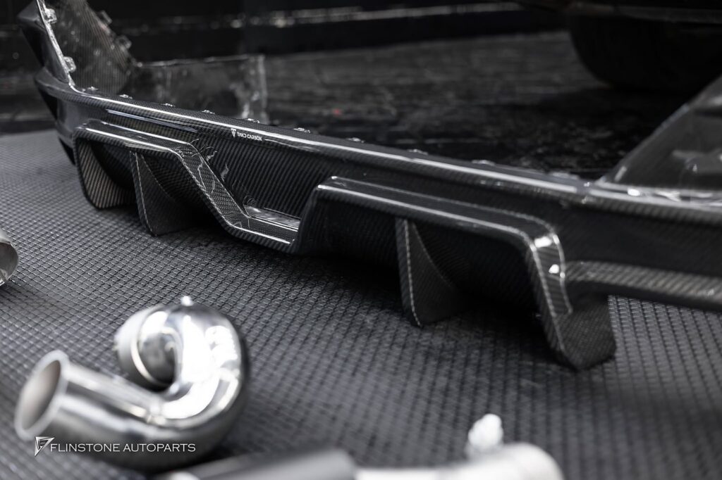 BMW i5 G60 TAKD Carbon Fiber Rear Diffuser + AK Carbon Tailpipe