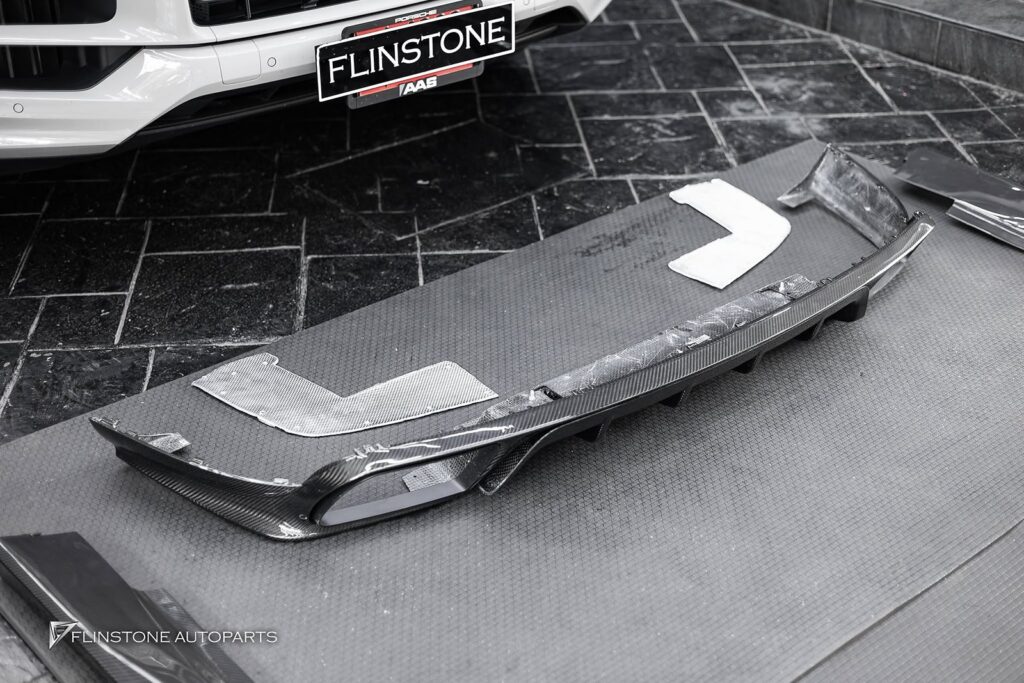 PORSCHE Cayenne 9Y0.2 USUS Autoclave Carbon Fiber Front Lip V.2 + TAKD Design Carbon F