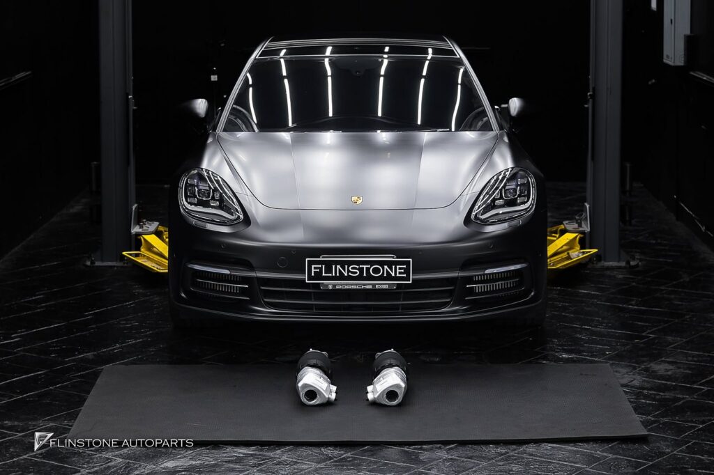 PORSCHE Panamera 971 restoring comfort and sportiness: suspension back to full efficiency