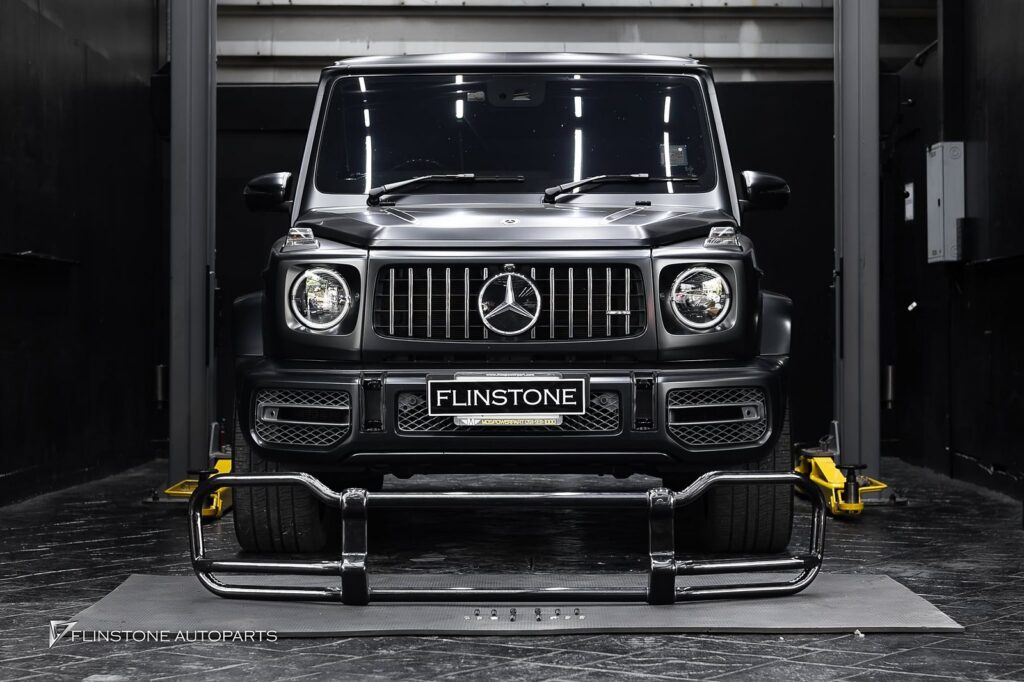 W463 G-Class Mercedes G63 AMG 安装 Bullbar 增强性能与造型 Off-Road