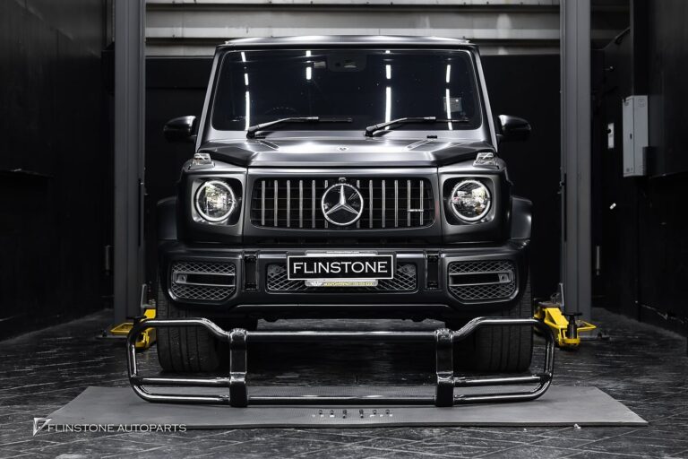 W463 G-Class Mercedes G63 AMG ติดตั้ง Bullbar เสริมความแกร่งและลุค Off-Road ใ