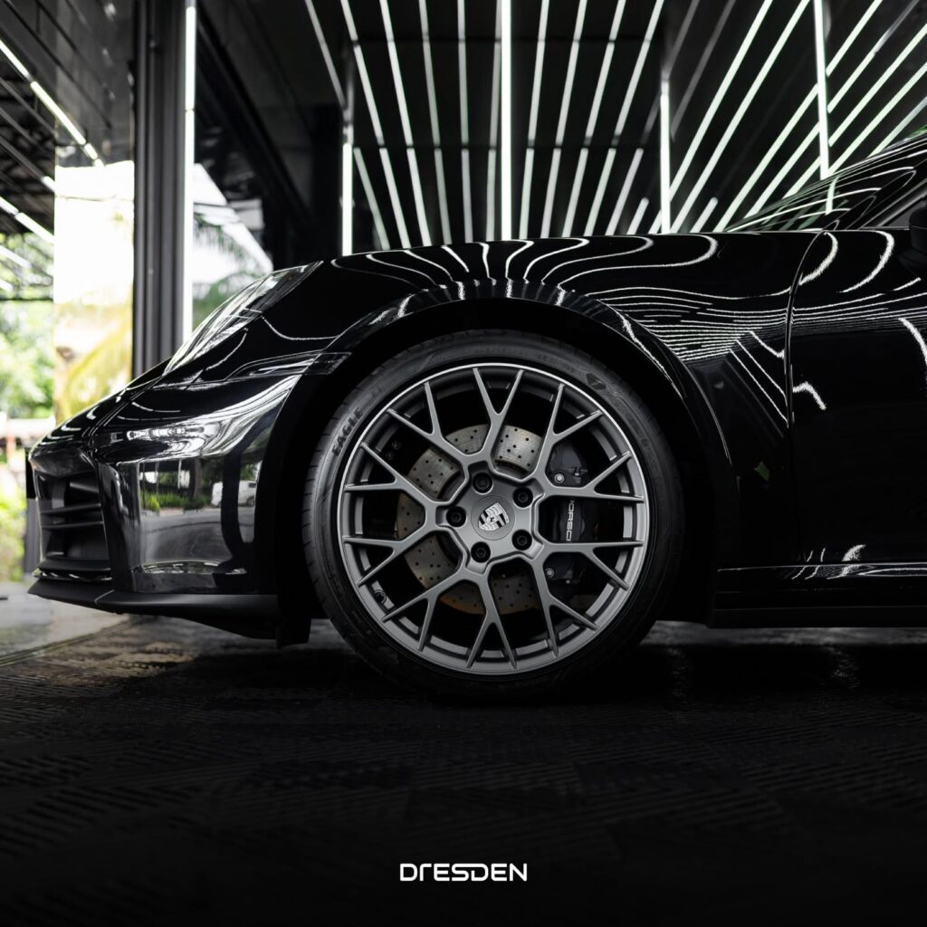 FLINSTONE AUTO DETAILING PORSCHE 992
