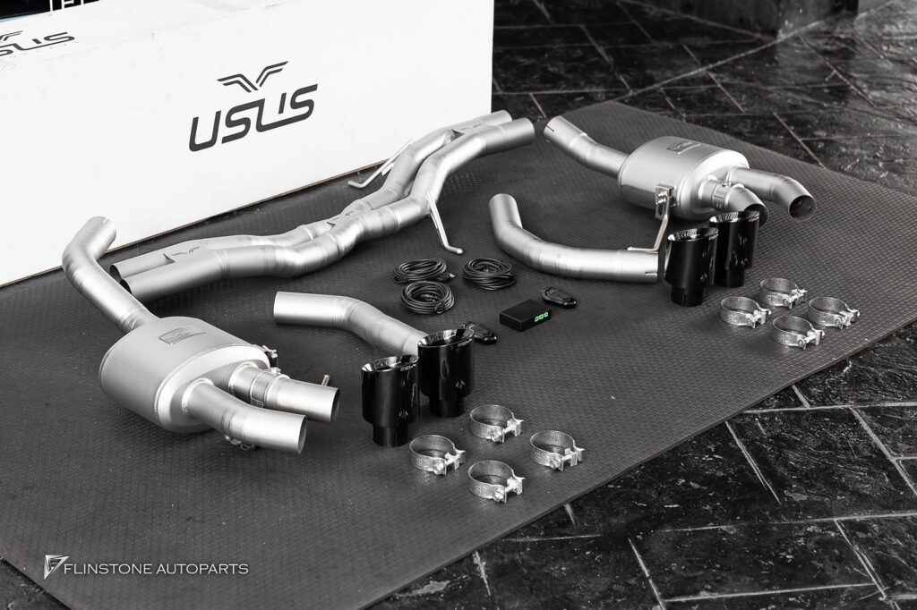 PORSCHE MACAN น้ำหนักเบาลง: วัสดุไทเทเนียม (Titanium) มีน้ำหนักเบากว่าท่อสแตนเ