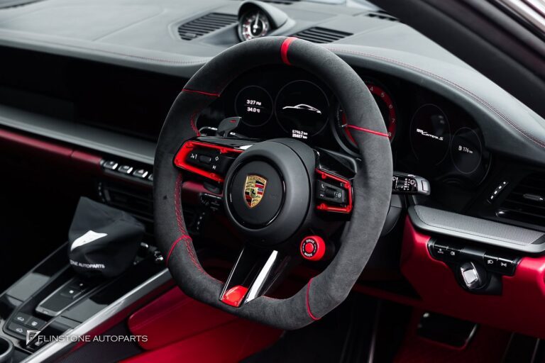 PORSCHE 992 2025+ พวงมาลัยสีแดง CUSTOM ตามแบบในภาพ + นาฬิกาสีแดง STOPWATCH
