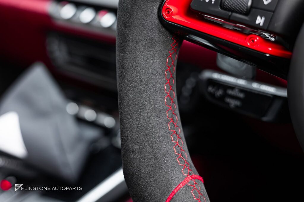 PORSCHE 992 2025+ พวงมาลัยสีแดง CUSTOM ตามแบบในภาพ + นาฬิกาสีแดง STOPWATCH