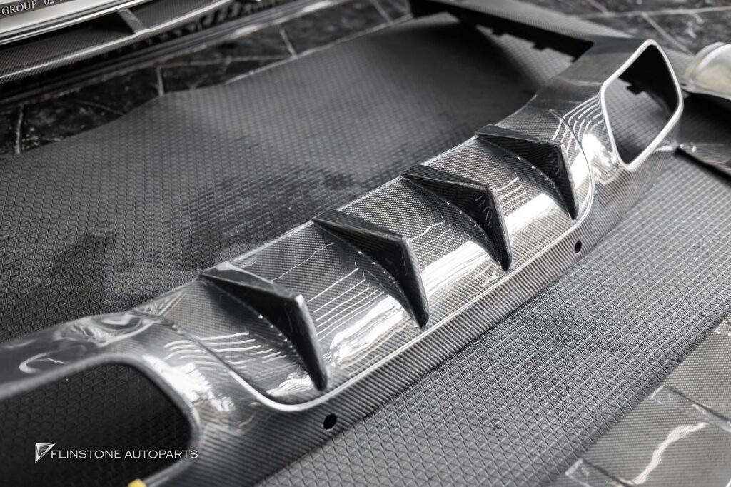 Mercedes-Benz C257 CLS-Class Coupe GTs Carbon Fiber Side Skirt Cover + LB Carbon Fiber Side