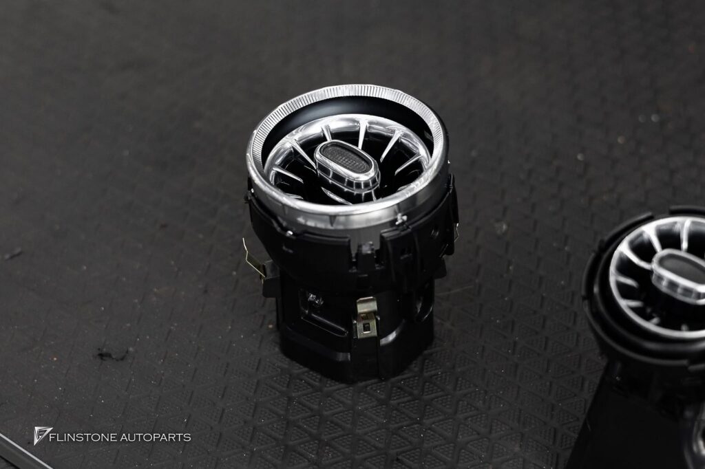 Mercedes-Benz SLS – AMG GT Ambient Light System + LED Turbine Airvent