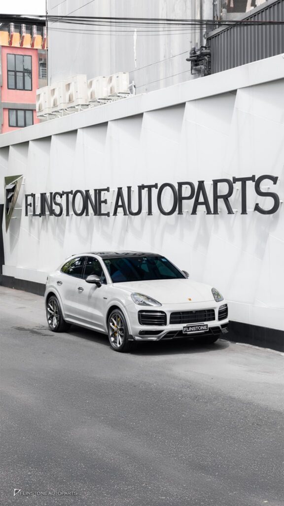 PORSCHE Cayenne ติดตั้งลิ้นหน้าคาร์บอน USUS Autoclave V