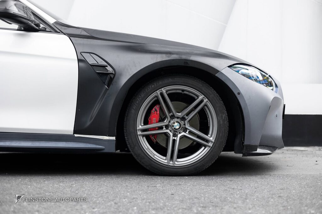 ประกอบเรียบร้อยสำหรับ BMW F30 Series 3 ที่เปลี่ยนโฉมเป็น G80 M3