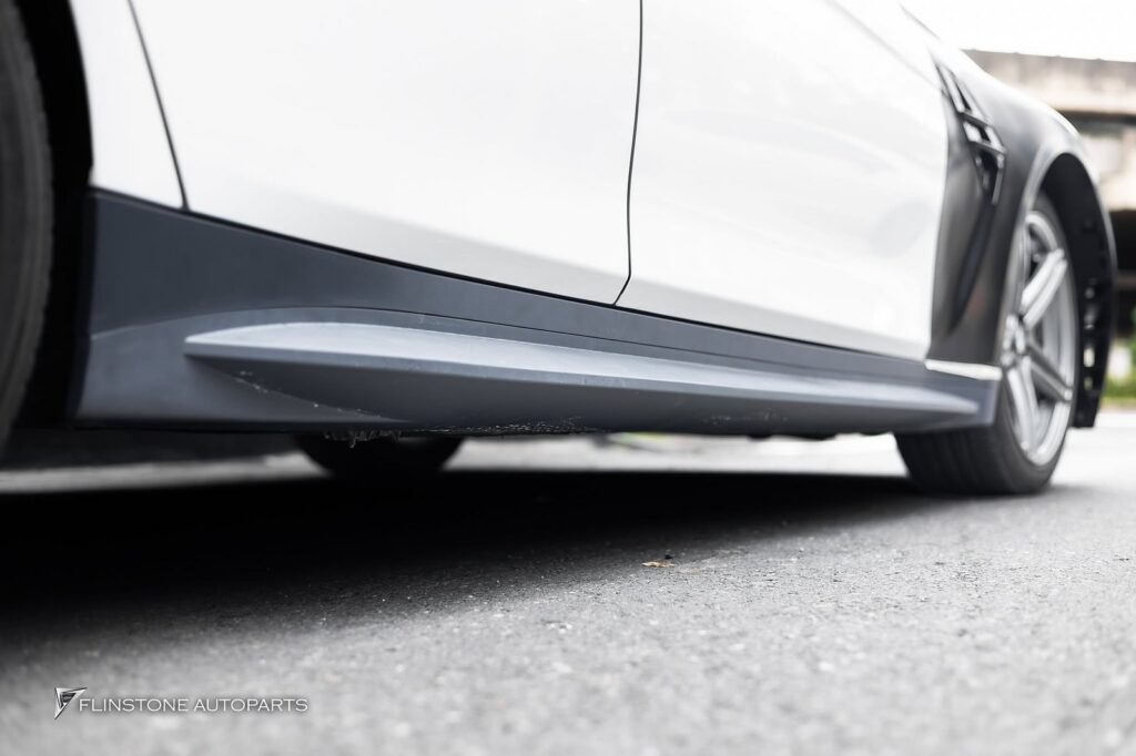 ประกอบเรียบร้อยสำหรับ BMW F30 Series 3 ที่เปลี่ยนโฉมเป็น G80 M3