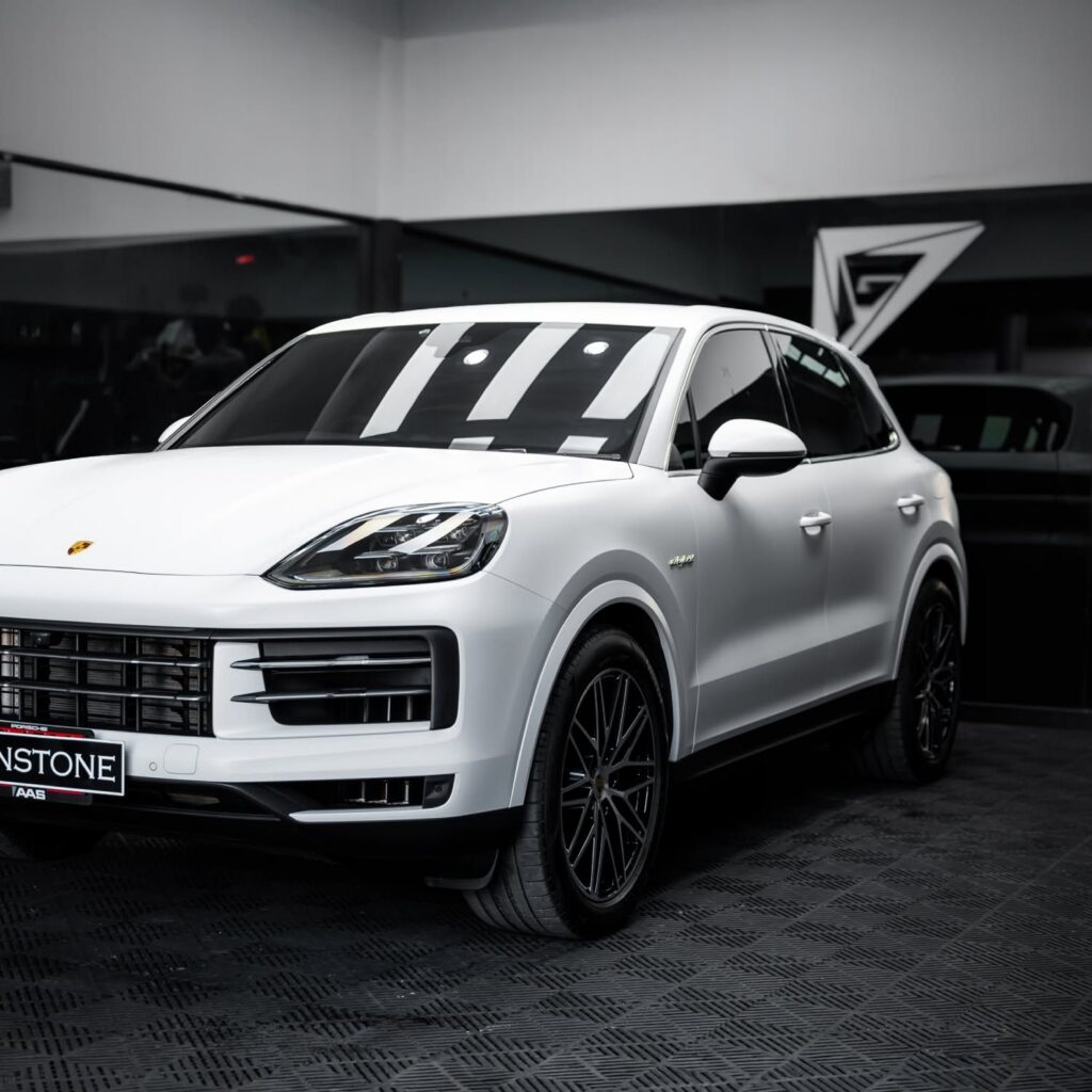 PORSCHE Cayenne 9Y0.2 quality: Film PPF premium grade Self-Healing designed to protect
