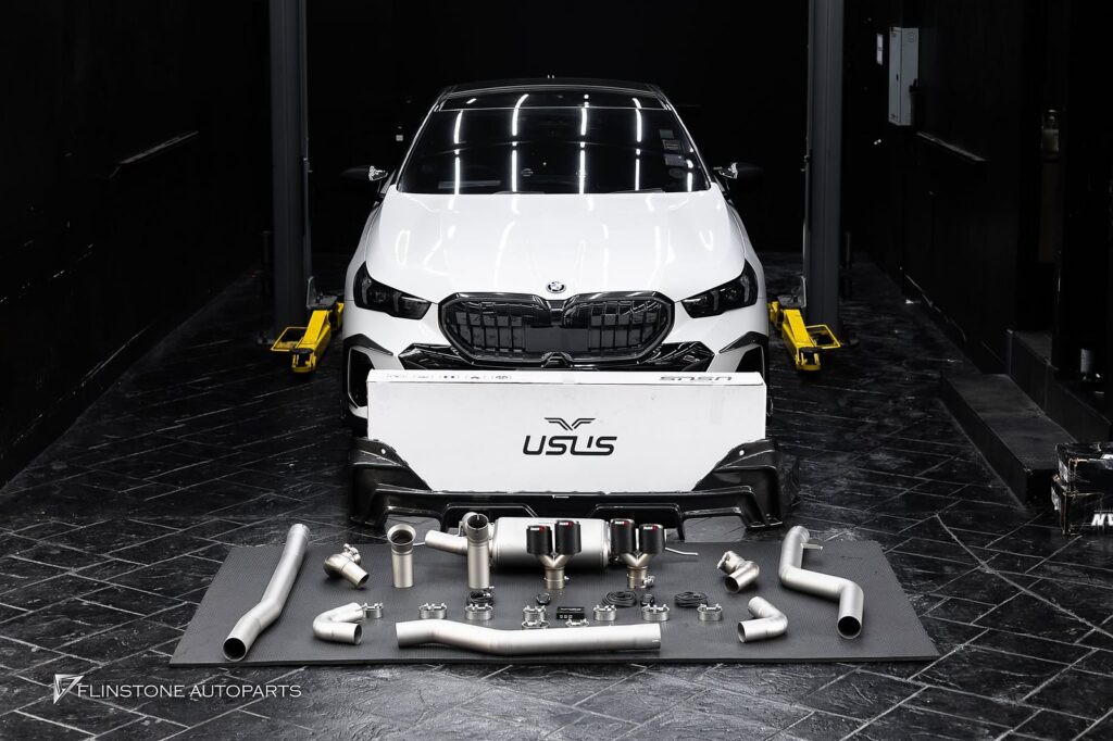 BMW i5 G60 TAKD Design Carbon Fiber Rear Diffuser + USUS Titanium Exhaust