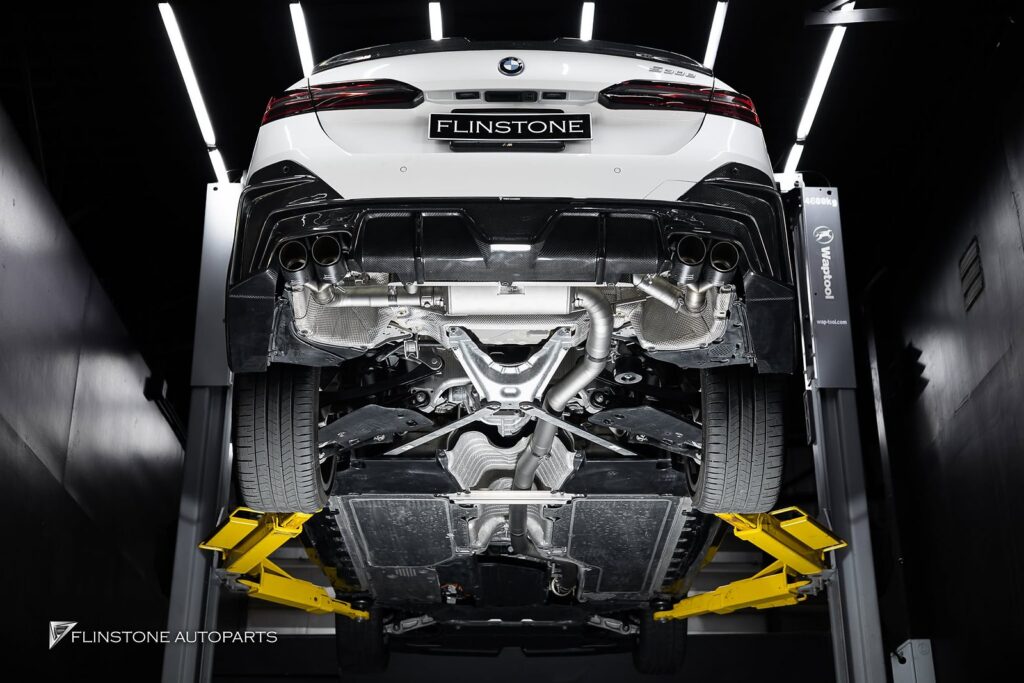 BMW i5 G60 USUS Titanium Exhaust + TAKD Carbon Rear Diffuser