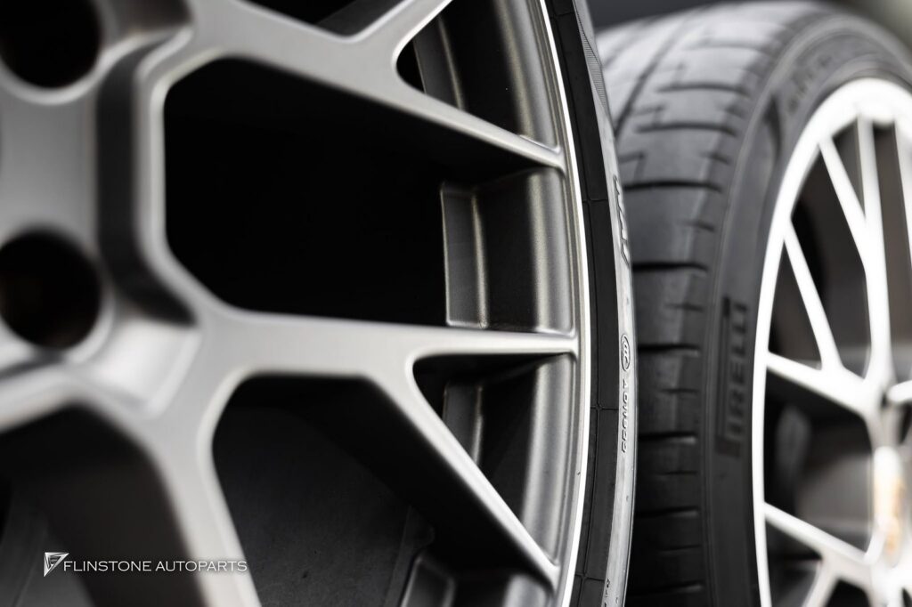 PORSCHE 992 2025+ Genuine RS Spyder Alloy Wheel