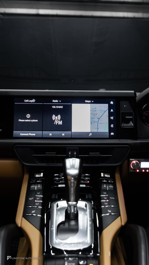 PORSCHE Cayenne 958 เหมือนรุ่นใหม่ปี 2025: หน้าจอดีไซน์ยาวแบบเดียวกับ Cayenne ตัวปัจ