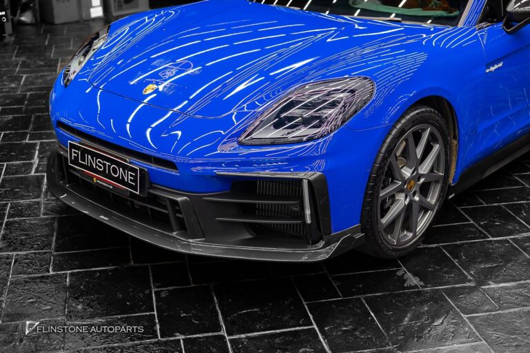 PORSCHE 976 Panamera highest grade: carbon produced with heat and pressure