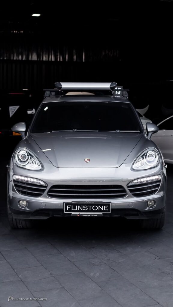 PORSCHE Cayenne 958 big full-view screen Touch Screen: sharp screen beautiful easy to use with