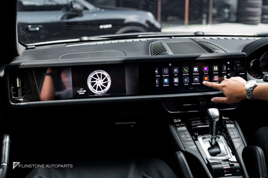 PORSCHE Cayenne 958 big full-view screen Touch Screen: sharp screen beautiful easy to use with