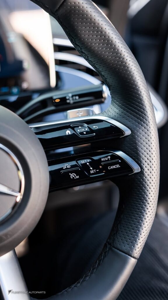 W214 E-Class อะไหล่แท้ Mercedes-Benz สั่งตรงจากโรงงาน เพื่อให้มั่นใจในมาตรฐาน
