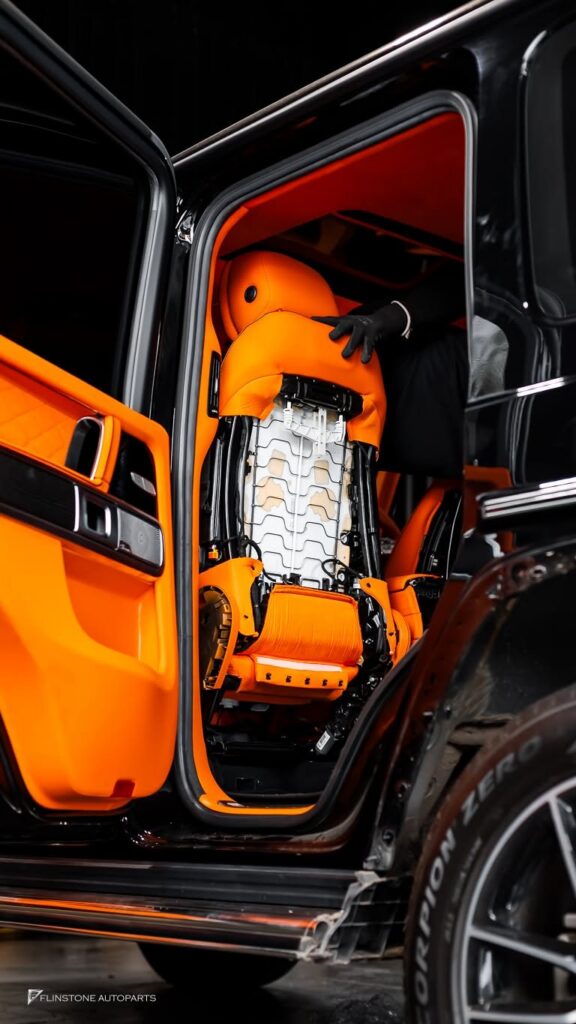 Mercedes-Benz W464 G-Class Unmistakably Bold