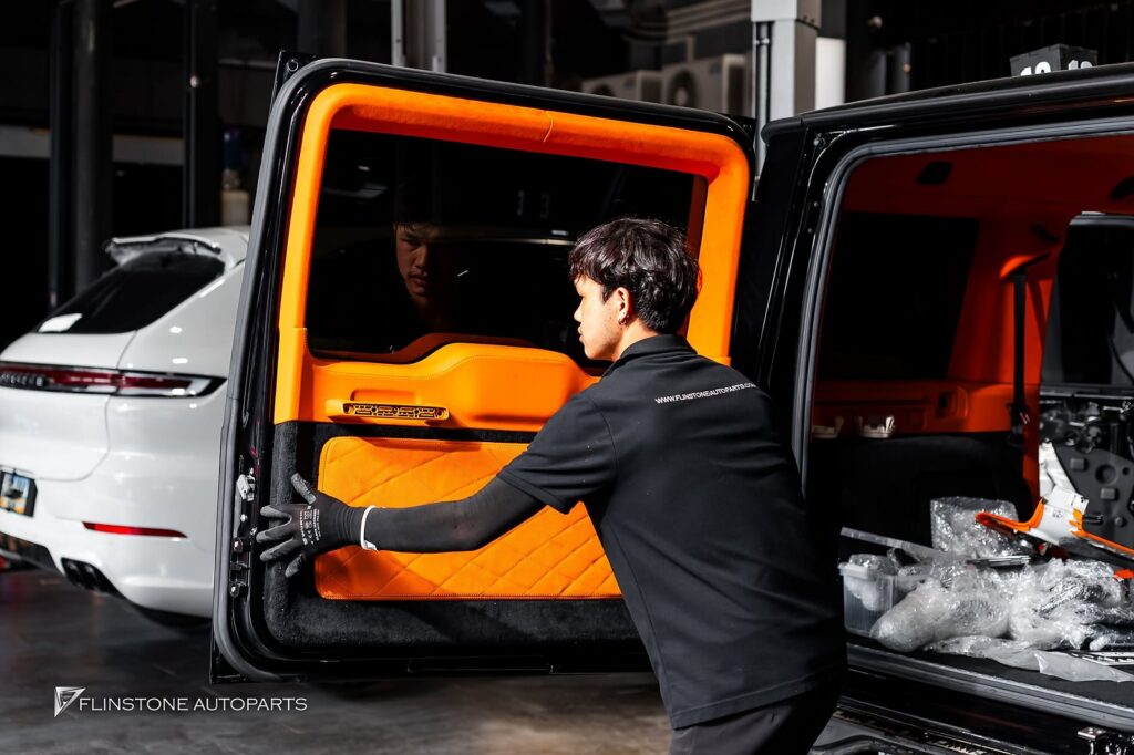 Mercedes-Benz W464 G-Class Unmistakably Bold