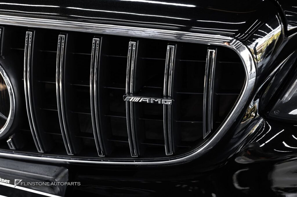 Mercedes-Benz C238 E-Class Coupe GT Panamericana Front Grille + Carbon Fiber Side Mirror