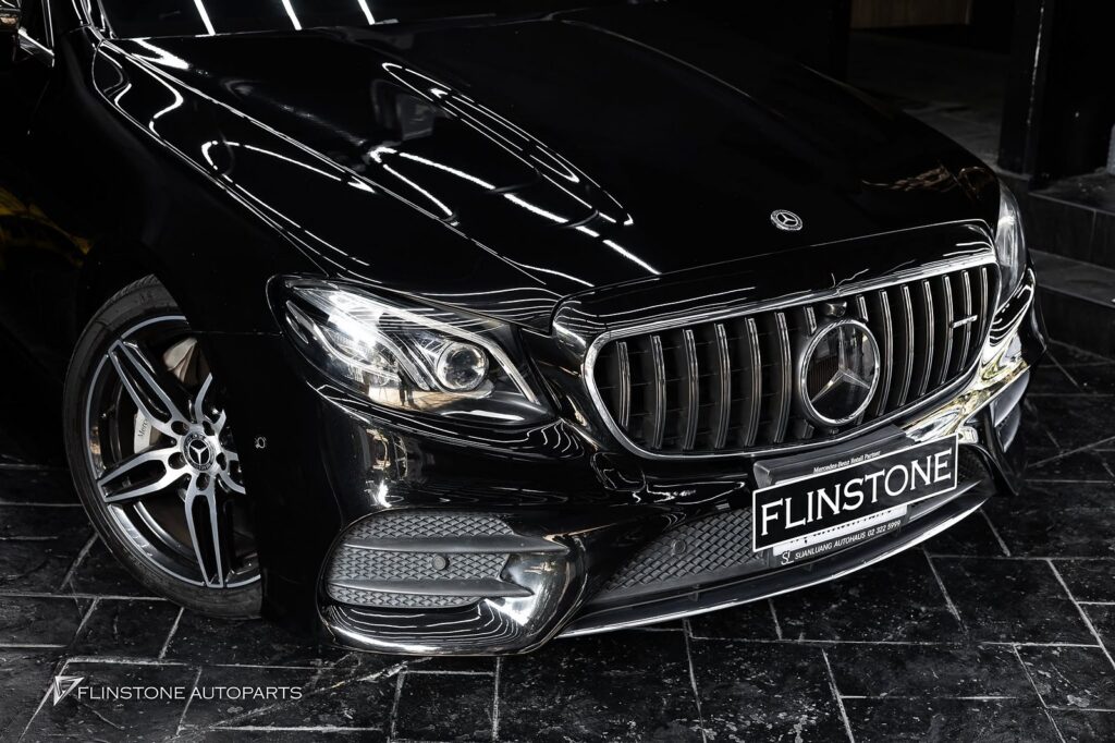 Mercedes-Benz C238 E-Class Coupe GT Panamericana Front Grille + Carbon Fiber Side Mirror