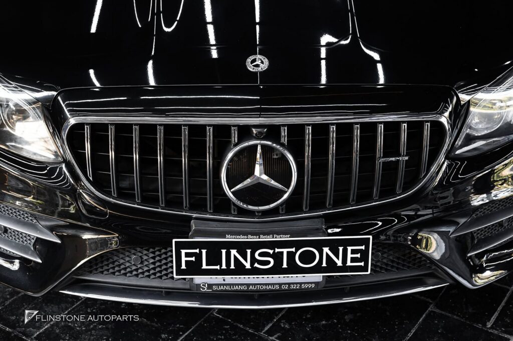 Mercedes-Benz C238 E-Class Coupe GT Panamericana Front Grille + Carbon Fiber Side Mirror
