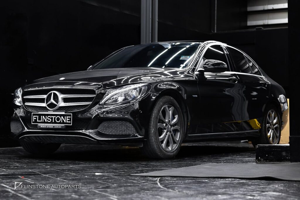 Mercedes-Benz W205-C205 C-Class missing a big full-view screen 12.3 inch + RAM 8 GB + ROM 256 GB (fast powerful