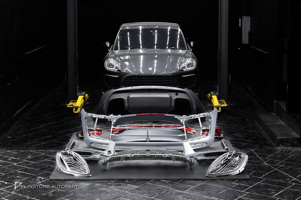 PORSCHE MACAN เข้าเปลี่ยนโฉมเป็น Facelift ชุดพาร์ทรอบคันทั้งด้าน