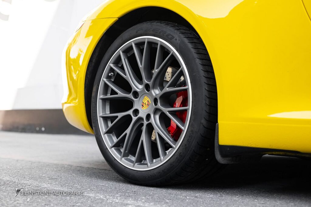 PORSCHE 991.1 – 991.2 Genuine RS Spyder Wheel with Tyre