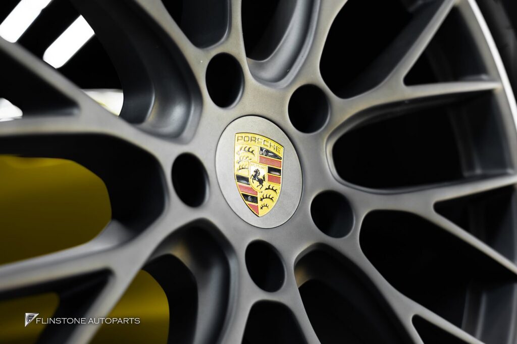 PORSCHE 991.1 – 991.2 Genuine RS Spyder Wheel with Tyre