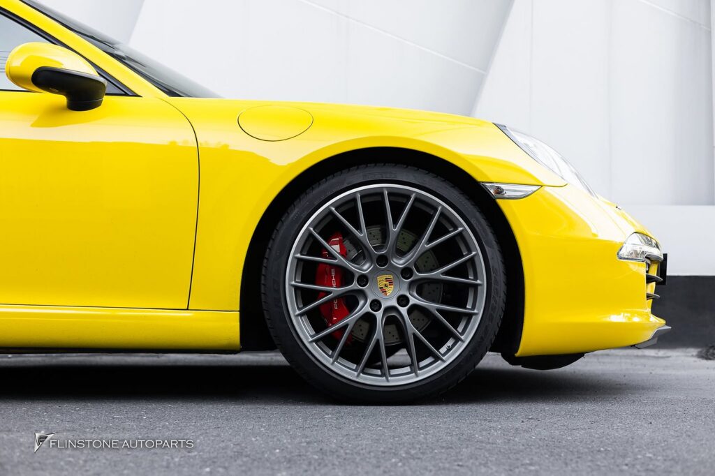 PORSCHE 991.1 – 991.2 Genuine RS Spyder Wheel with Tyre