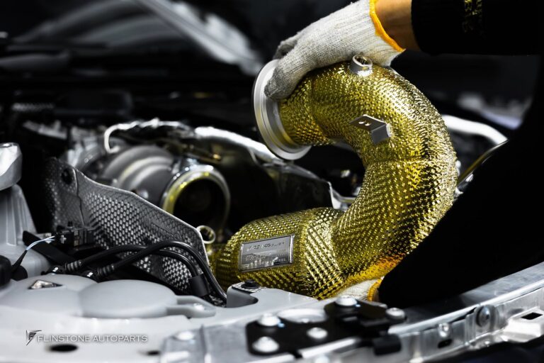 Mercedes-Benz C236 CLE-Class Coupe เต็มระบบชุดท่อ IPE ที่มาพร้อม Downpipe