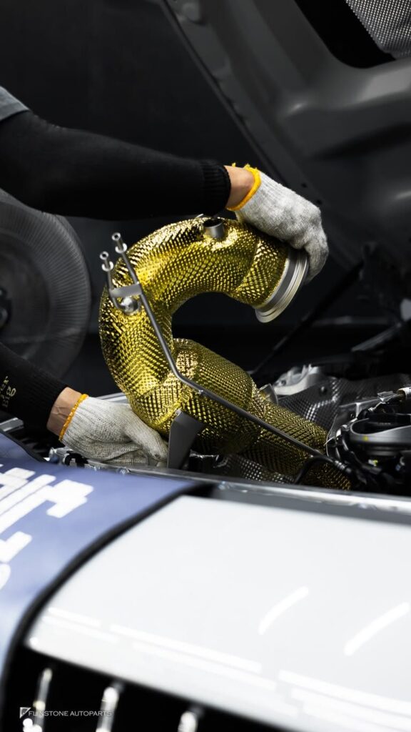 Mercedes-Benz C236 CLE-Class Coupe เต็มระบบชุดท่อ IPE ที่มาพร้อม Downpipe